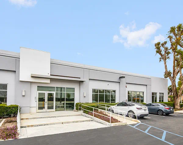 9800 De Soto Ave Chatsworth photo exterior